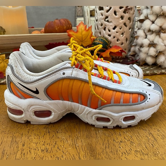Nike Air Max Tailwind IV - Picture 1 of 12